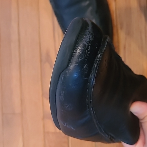 Men's Leather Gucci Loafers - Picture 12 of 15